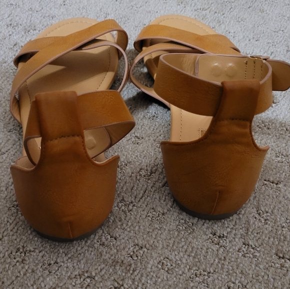 Leather Tan Sandals- Forever 21 - Picture 3 of 5